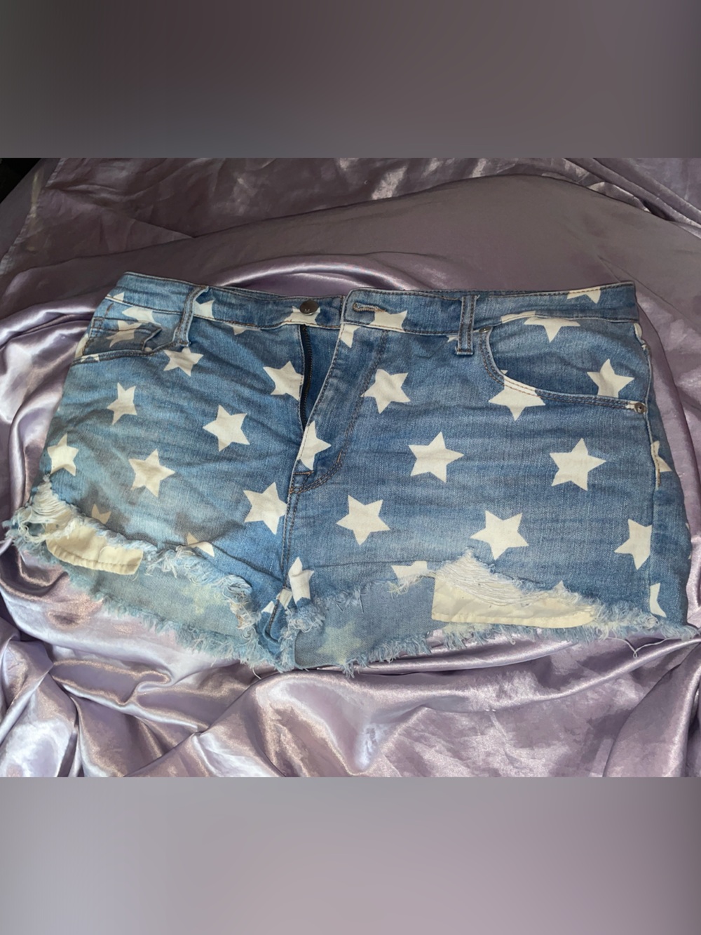 Star Print Blue Denim Jean Shorts - Women's Casual Frayed Hem